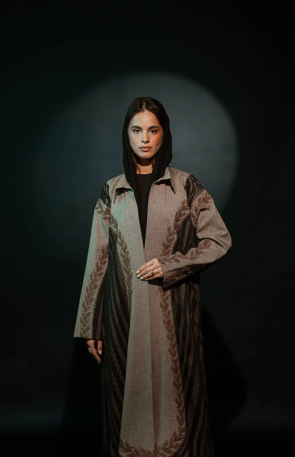 Elar abaya collection, photograph 8