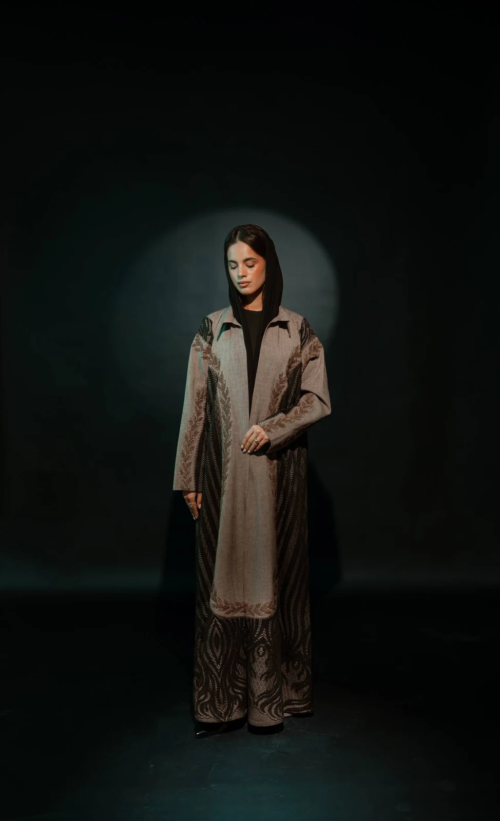 Elar abaya collection, photograph 9