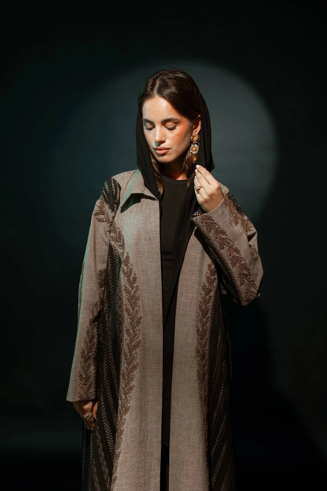 Elar abaya collection, photograph 6